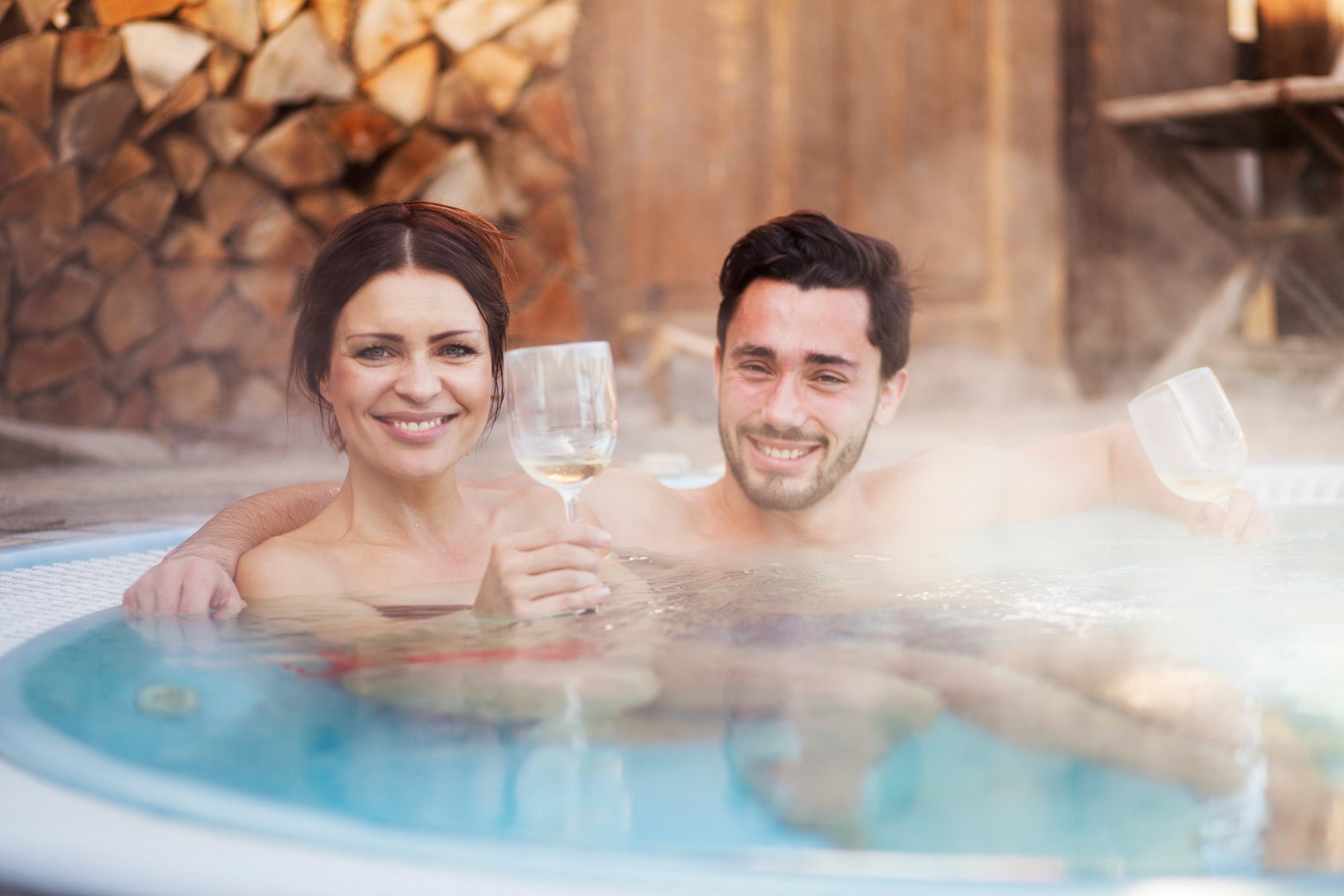 Romance in hot tub